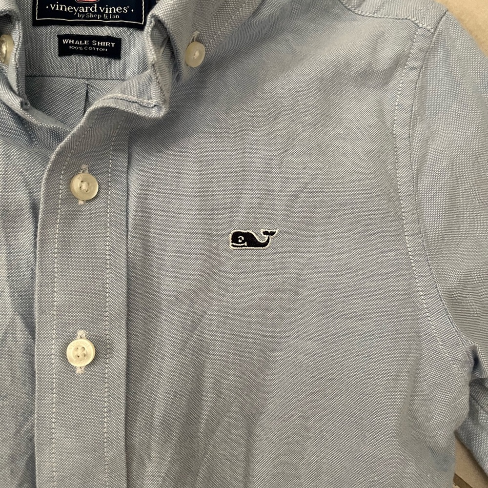Vineyard vines size 5 collared button-down chambray shirt